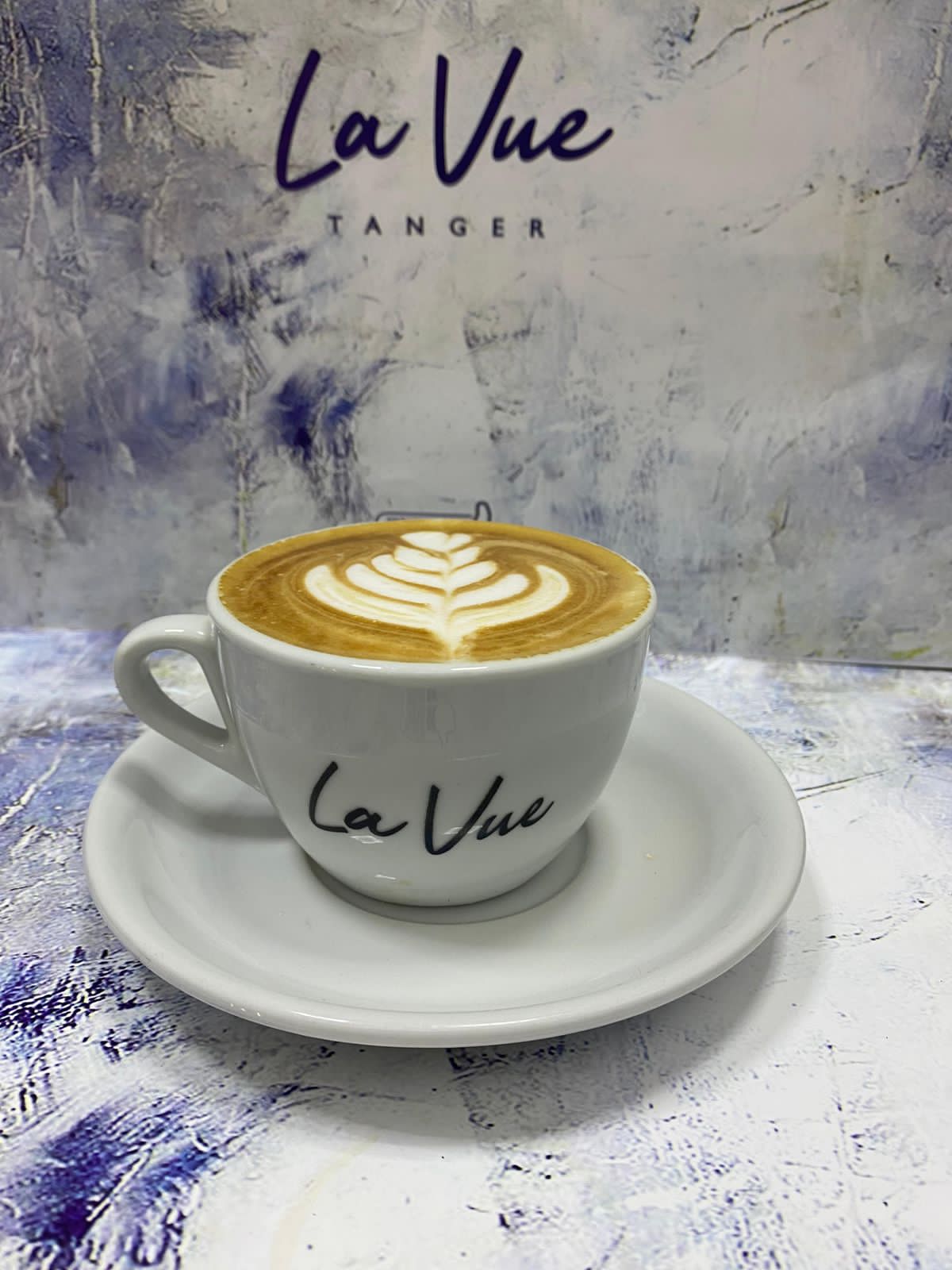 Italien avec mousse de lait